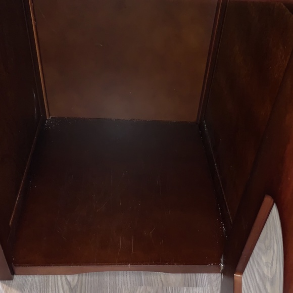 Cat litter box enclosure with shelving - Picture 7 of 9